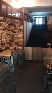 Uhlárna